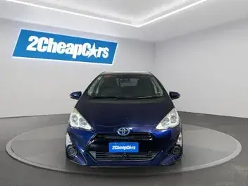 Toyota Aqua 2017 photo 3