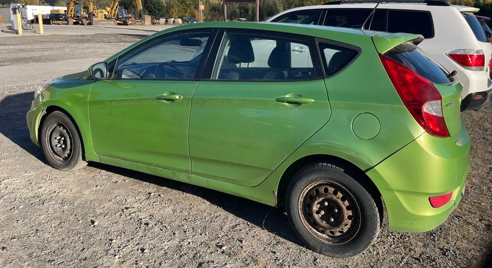 Hyundai Accent 2014 photo 2