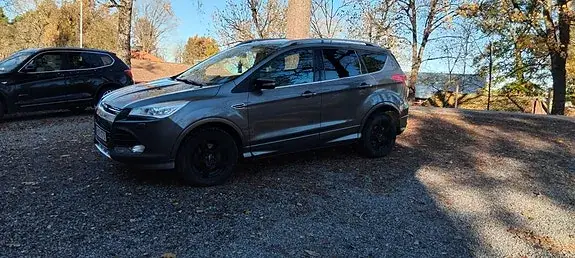 Ford Kuga 2014 photo 2