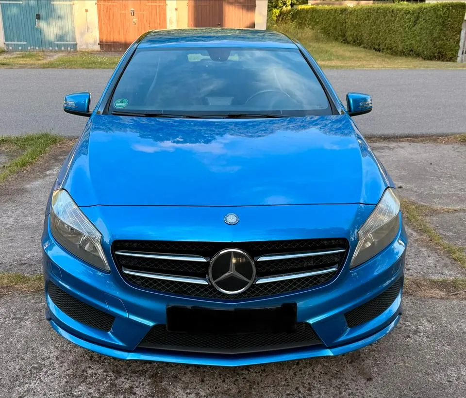 Mercedes-Benz A 180