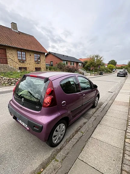 Peugeot 107 2014 photo 2