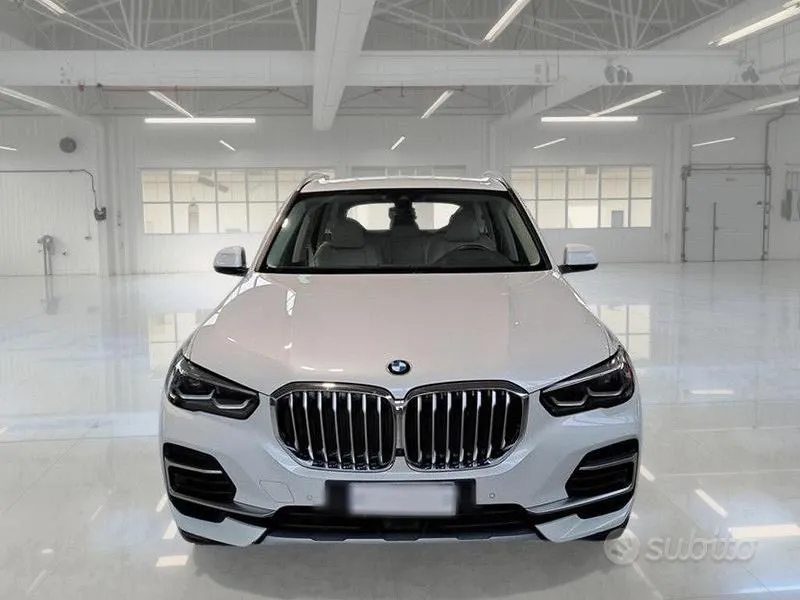 BMW X5 2022 photo 2