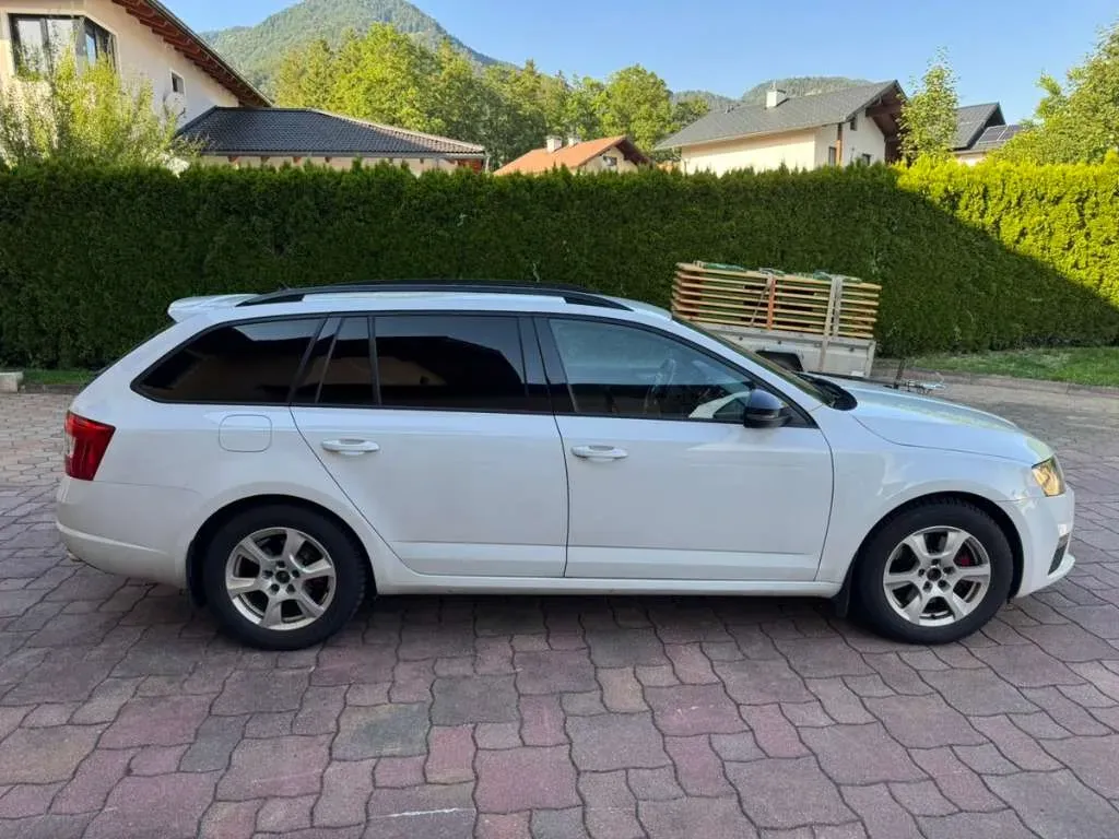 Skoda Octavia 2017 photo 2
