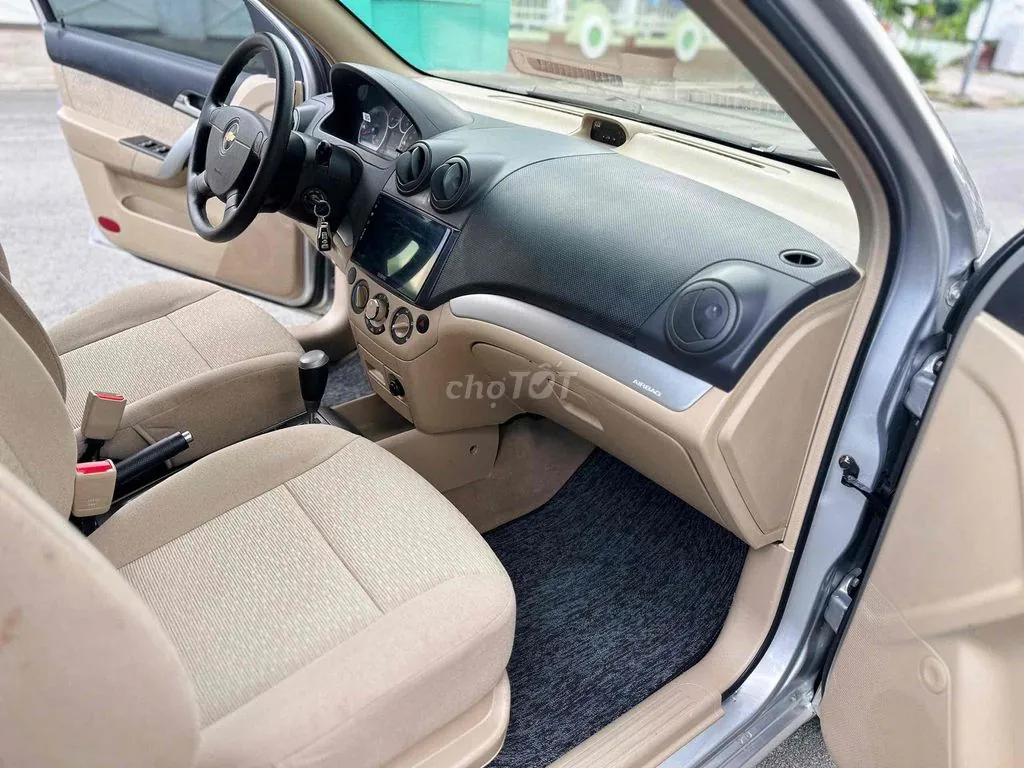 Chevrolet Aveo 2014 photo 3