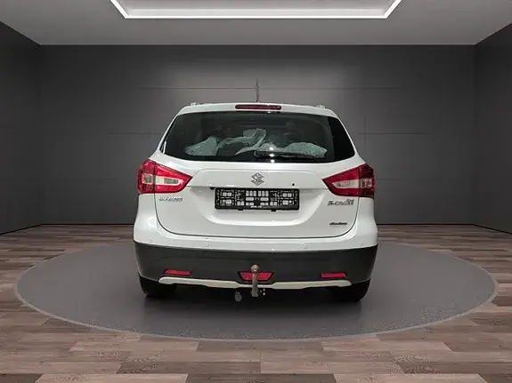Suzuki S-Cross 2017 photo 4