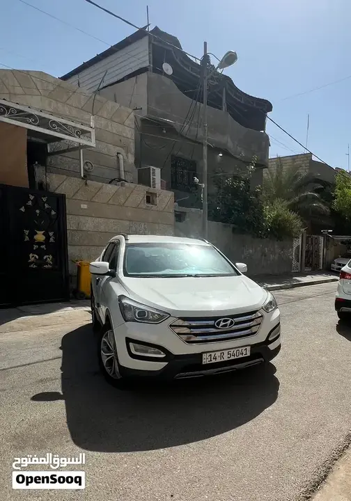 Hyundai Santa Fe 2014 photo 2