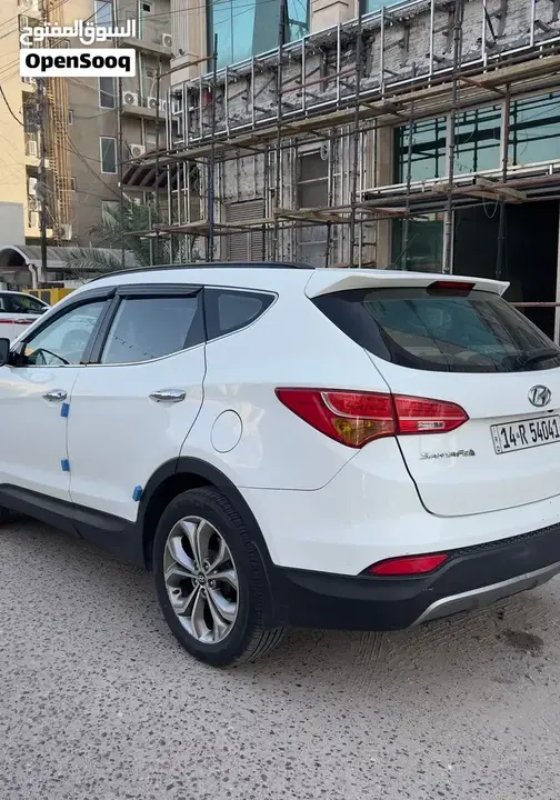 Hyundai Santa Fe 2014 photo 3