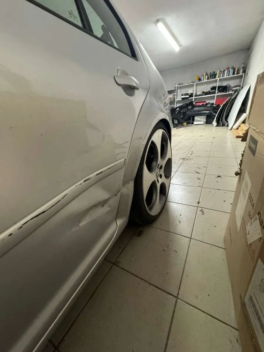 Volkswagen Bora 1999 photo 2