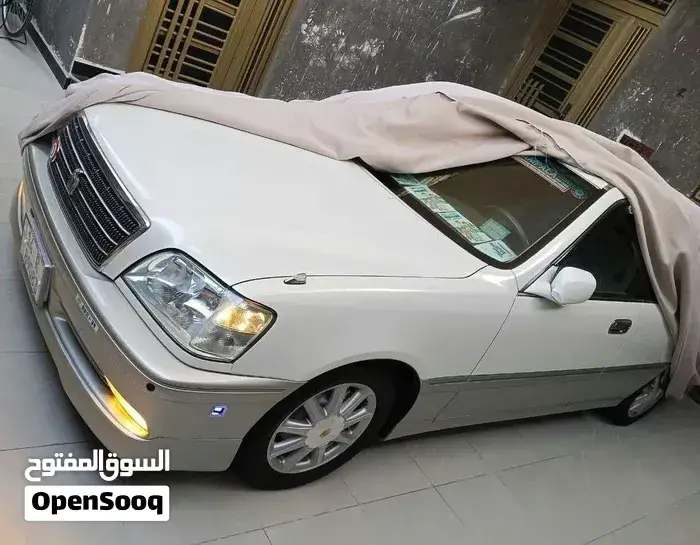 Toyota Crown 2002 photo 2