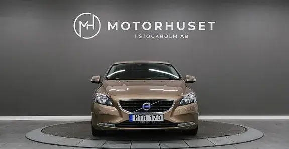 Volvo V40 2015 photo 2