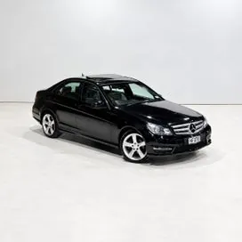 Mercedes-Benz C 200 2014 photo 2