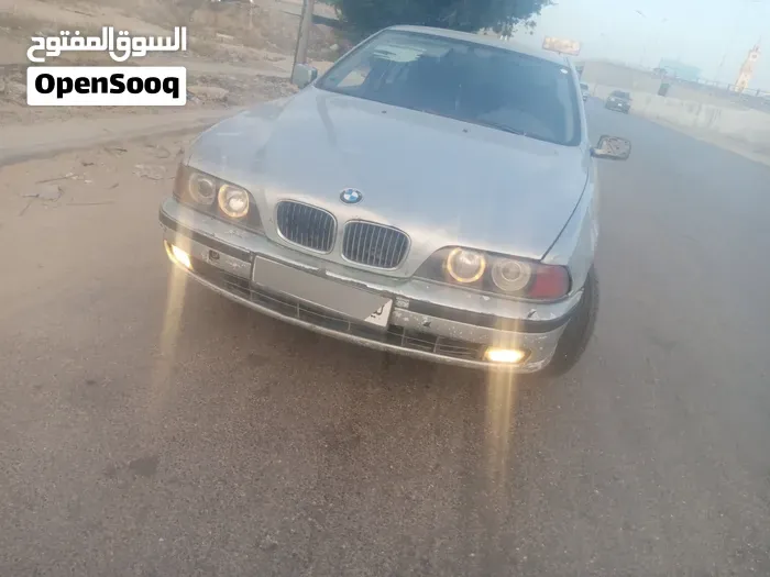 BMW 5 Series 2000 photo 2