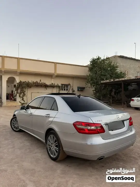 Mercedes-Benz E-Class 2012 photo 3