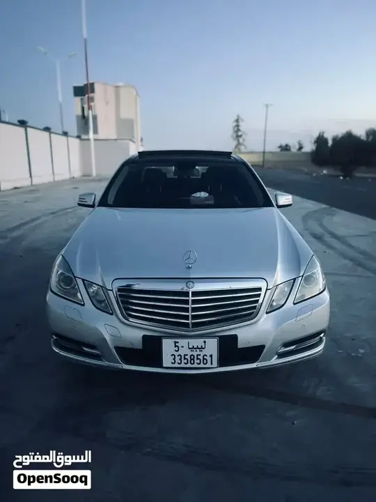 Mercedes-Benz E-Class 2012 photo 5
