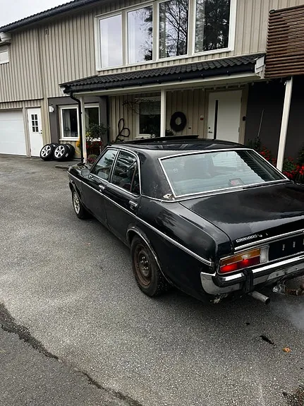 Ford Granada 1977 photo 3