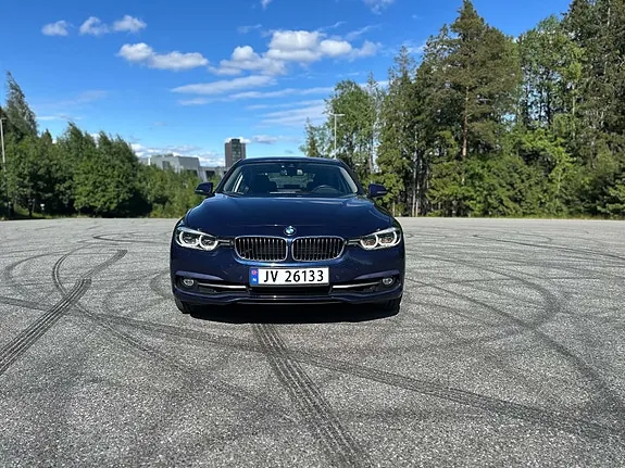 BMW 330E 2017 photo 2