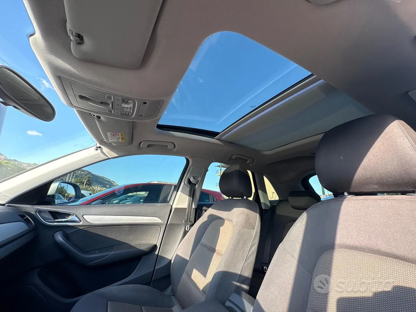 Audi Q3 2015 photo 4