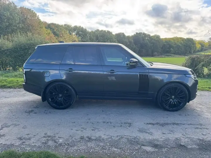 Land Rover Range Rover 2018 photo 3