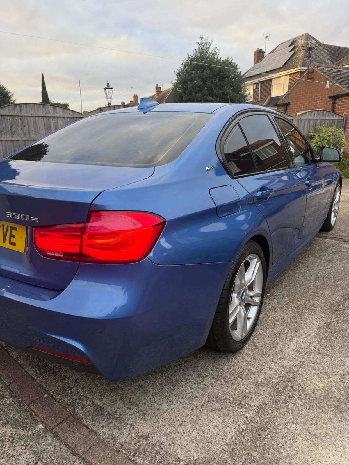 BMW 3 Series 2018 photo 5