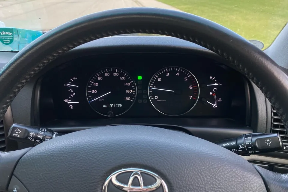 Toyota Land Cruiser 2004 photo 4