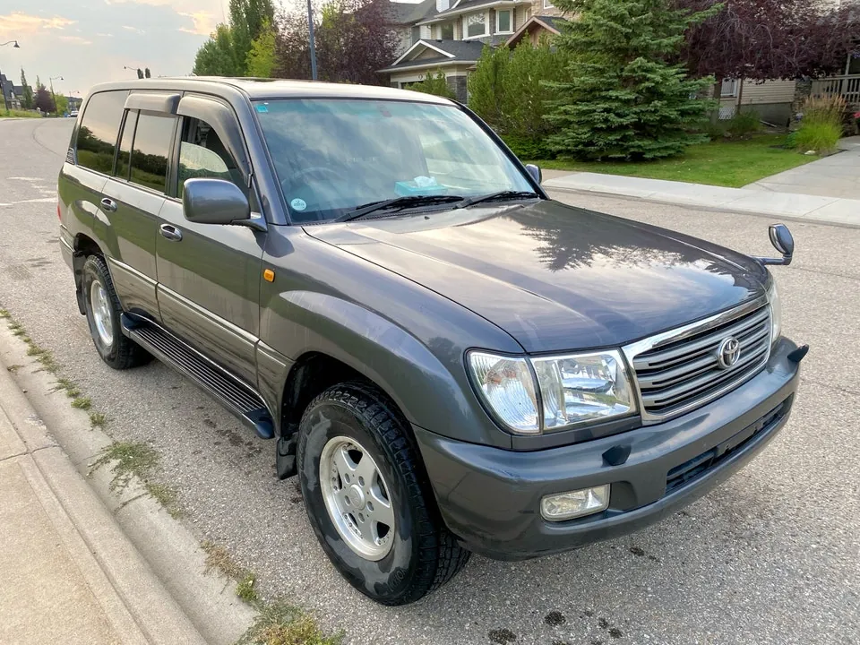 Toyota Land Cruiser 2004 photo 2