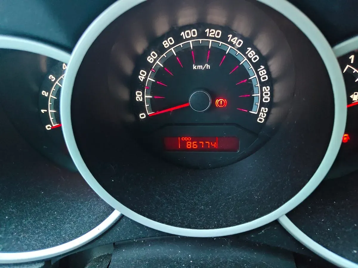 Kia Venga 2014 photo 3