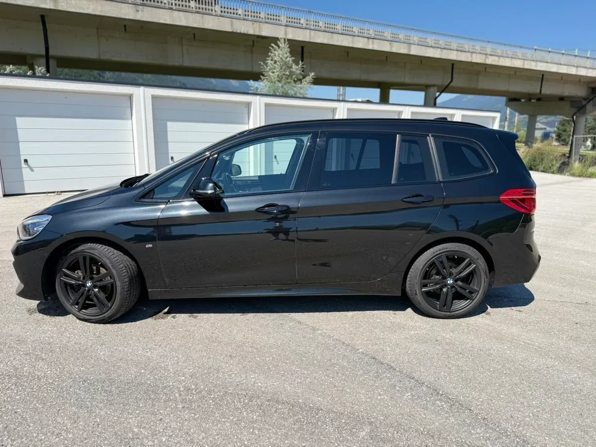BMW 2 Series 2021 photo 2