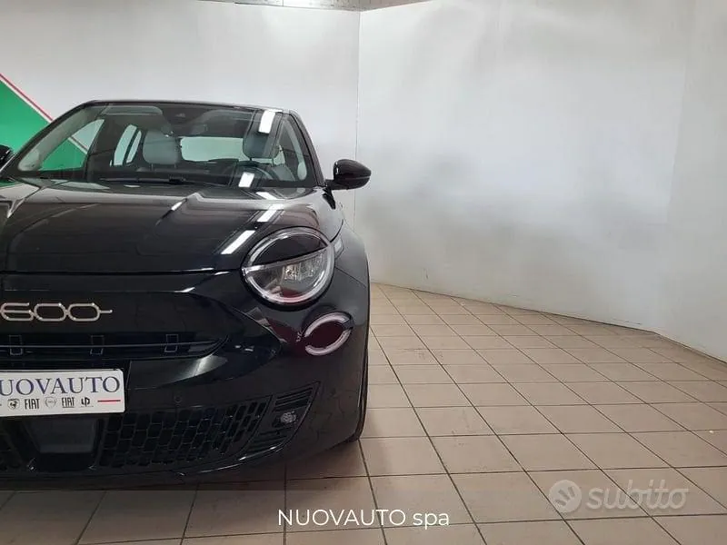 Fiat 600 2025 photo 2