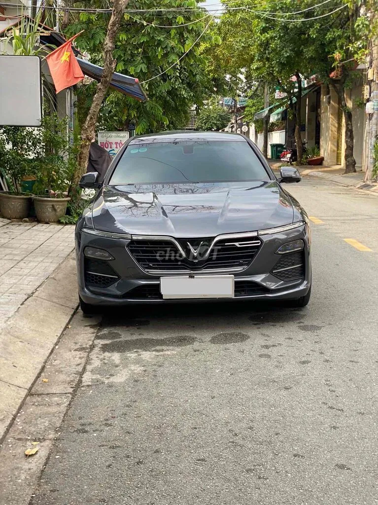 Vinfast Lux A
