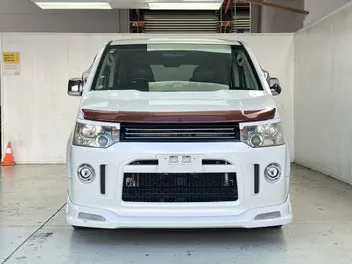 Mitsubishi Delica 2012 photo 3