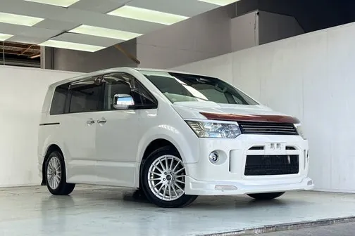 Mitsubishi Delica