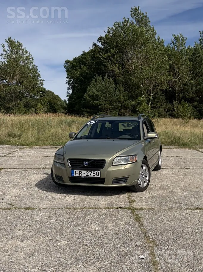 Volvo V50