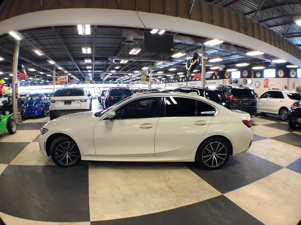 BMW 3 Series 2020 photo 4
