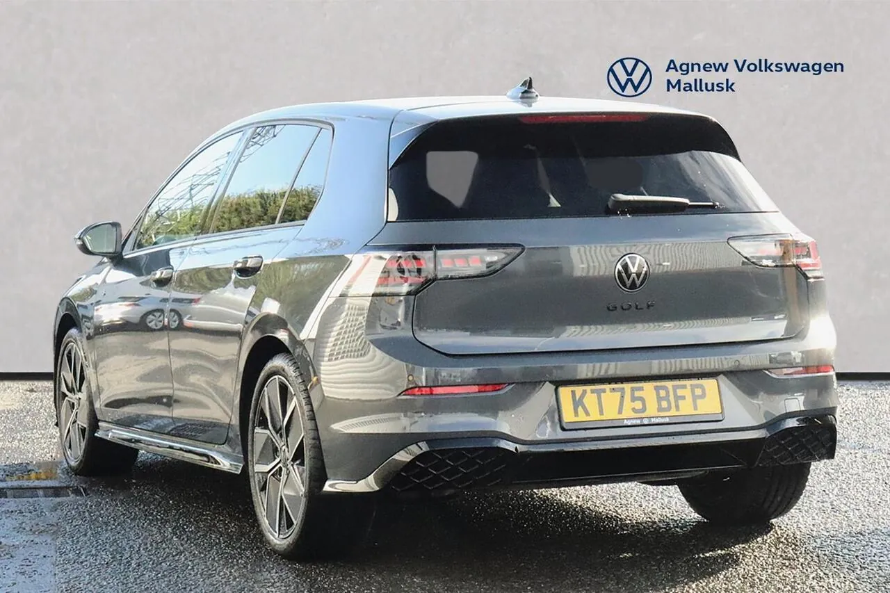 Volkswagen Golf 2026 photo 3