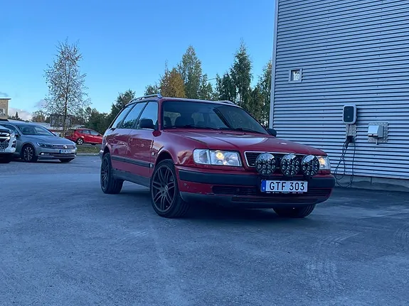 Audi 100