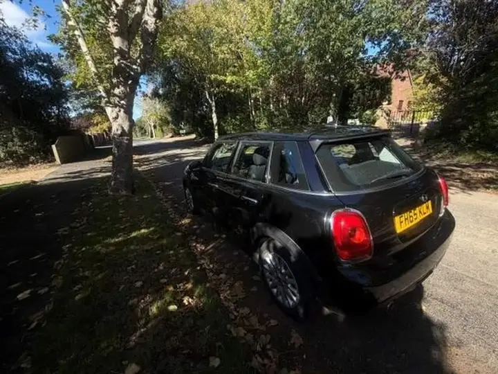 Mini Cooper D 2015 photo 4