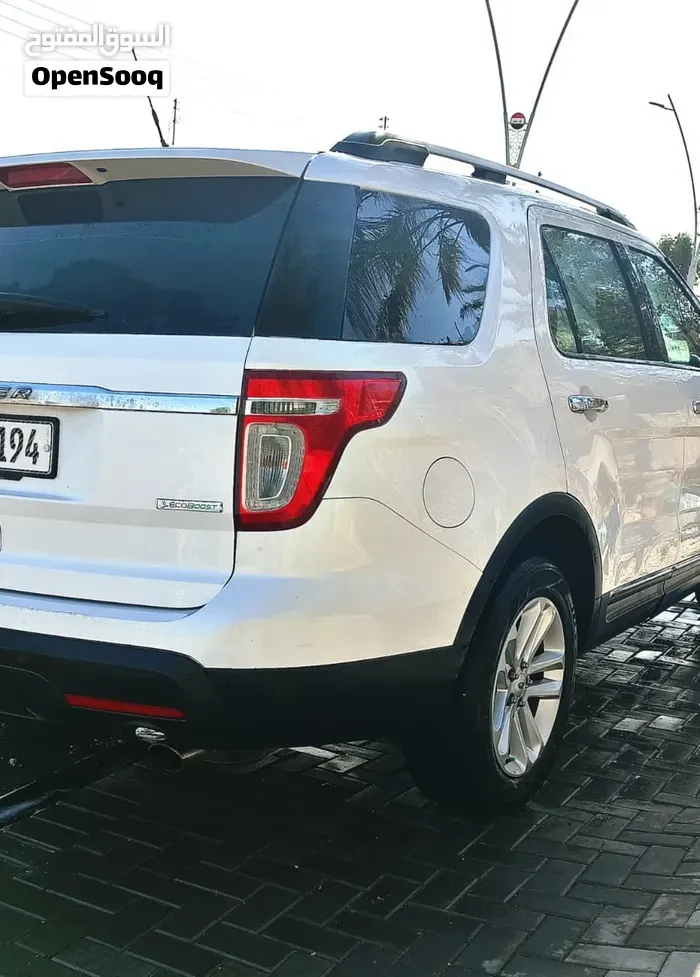 Ford Explorer 2013 photo 3