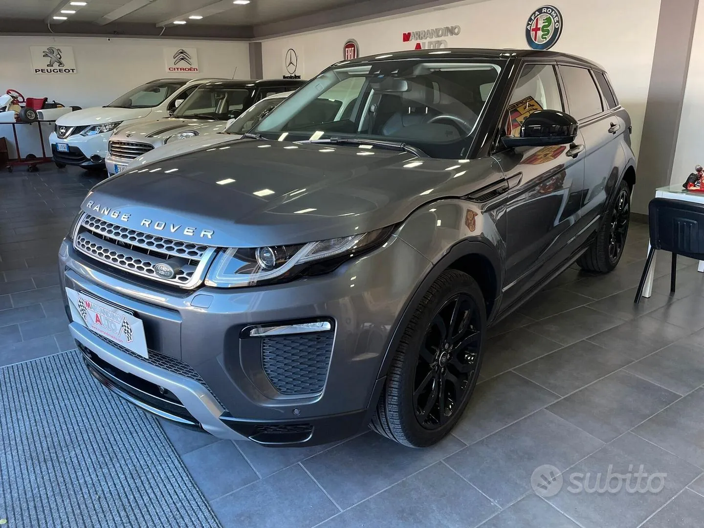 Land Rover Range Rover Evoque 2018 photo 3