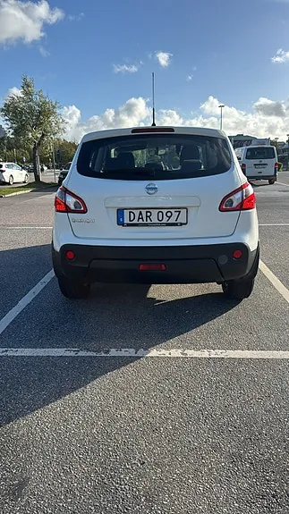 Nissan Qashqai 2013 photo 5