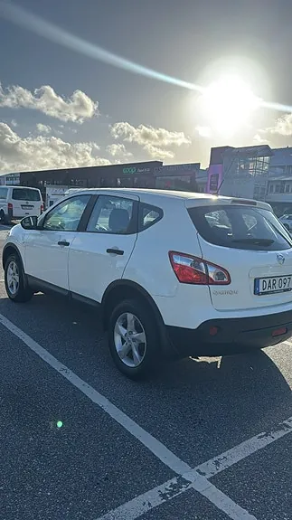 Nissan Qashqai 2013 photo 4