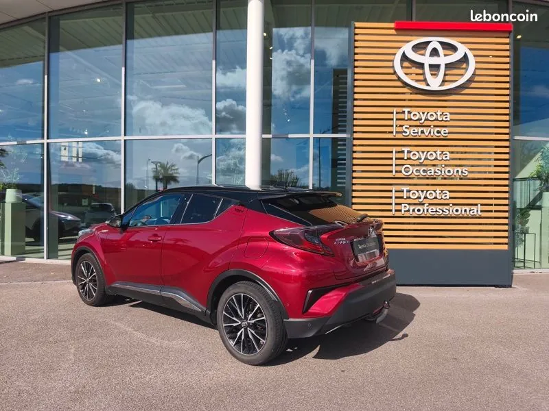 Toyota C-Hr 2018 photo 3