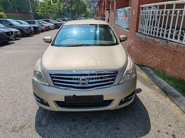 Nissan Teana