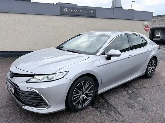 Toyota Camry 2021 photo 2