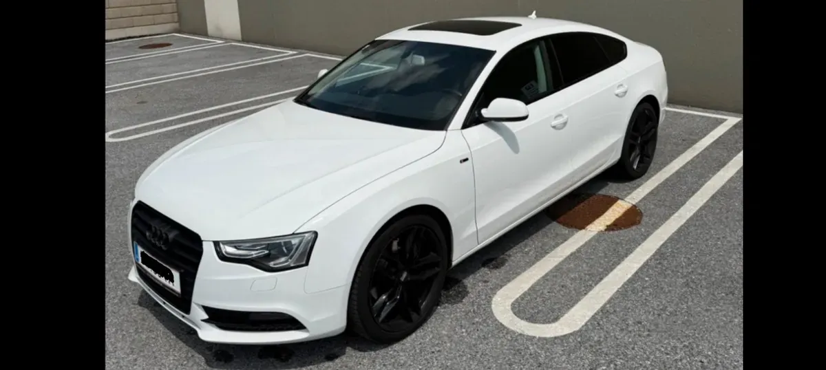 Audi A5 2014 photo 2