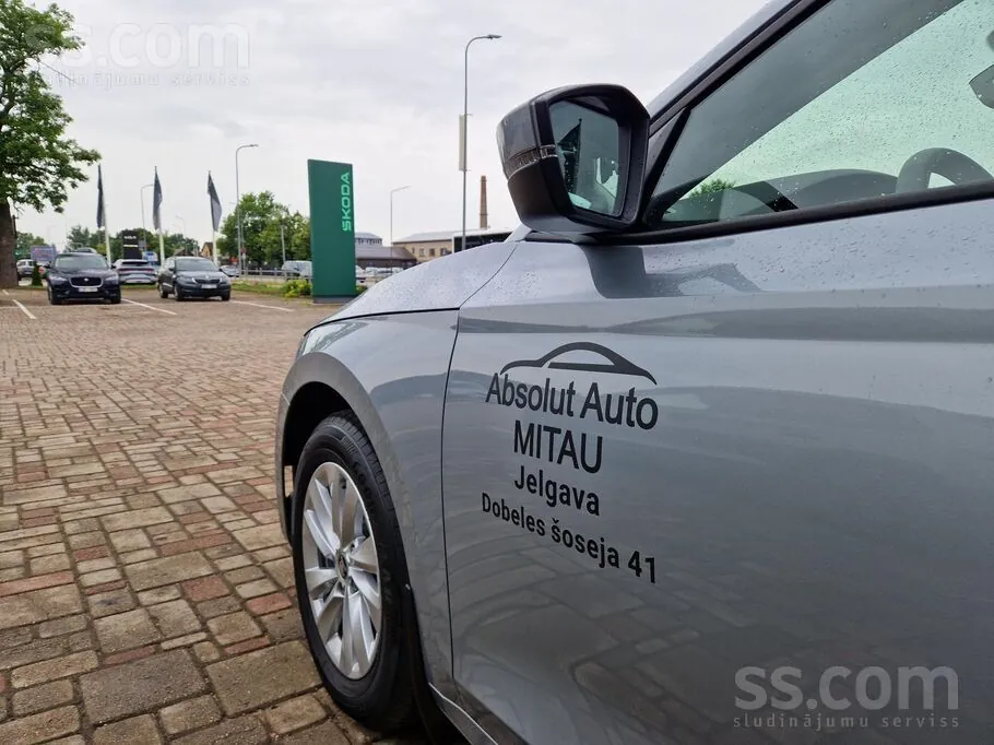 Skoda Octavia 2026 photo 4
