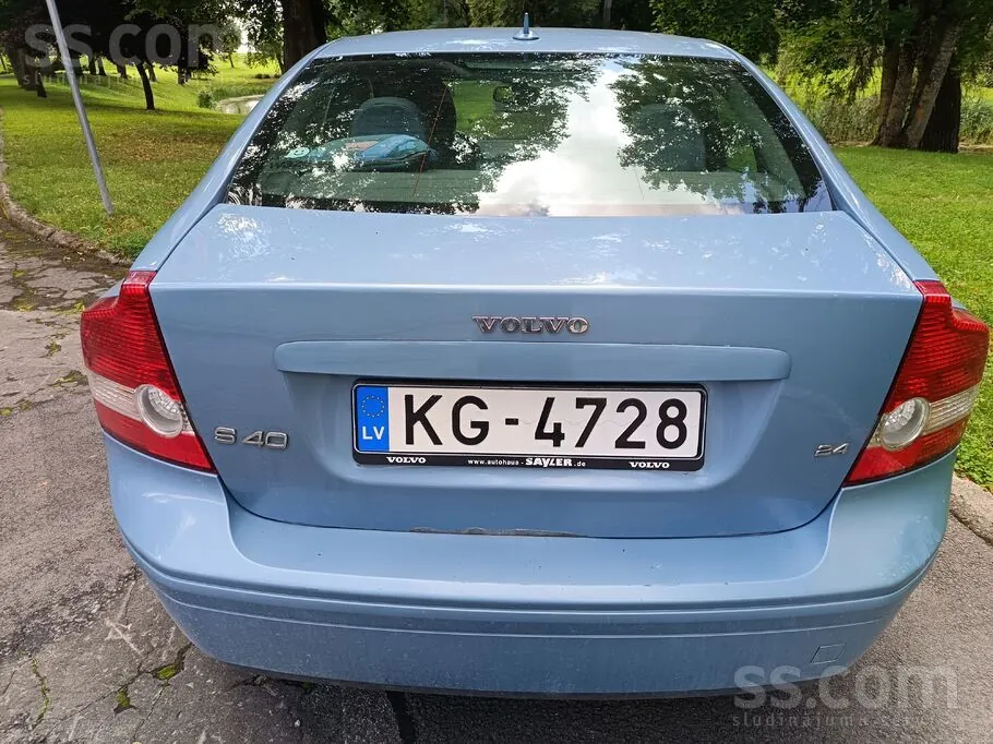 Volvo S40 2004 photo 4