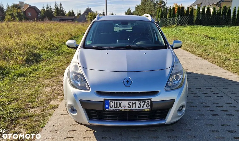 Renault Clio 2010 photo 5