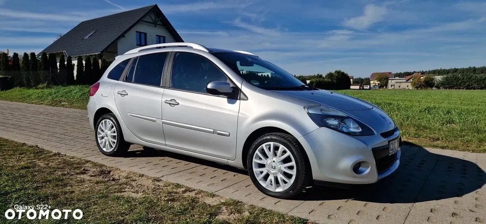 Renault Clio 2010 photo 4