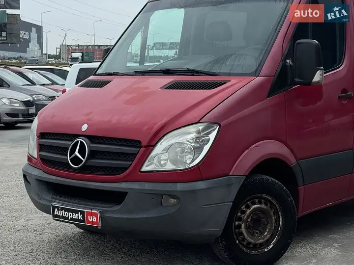 Mercedes-Benz Sprinter 2012 photo 2