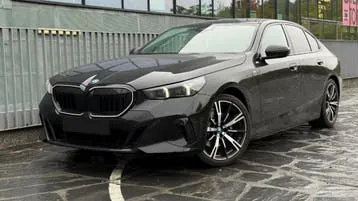 BMW 530E